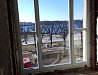 Установка деревянных окон из дуба в старом фонде