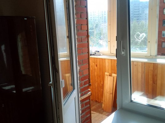 Установка окон пвх VEKA 70 «под ключ» с подоконниками и откосами